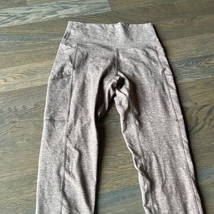 Cream / Beige Aerie leggings!